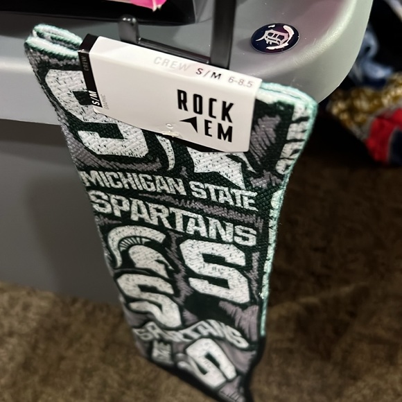 MSU - Michigan State Rock’em socks - Picture 3 of 3